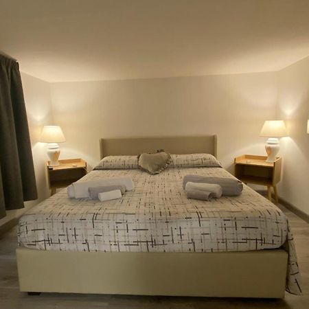 Sweet Home Apartment City Center Катания Екстериор снимка