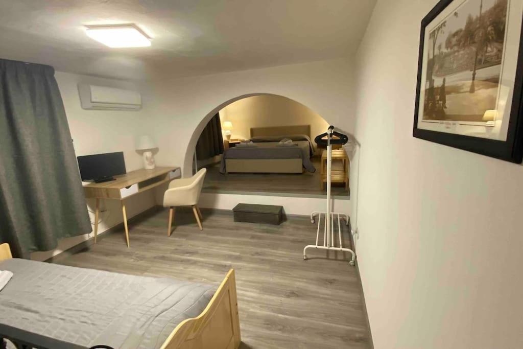 Sweet Home Apartment City Center Катания Екстериор снимка
